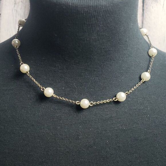 Jewelry - Faux Pearl Necklace w/ Faux Pearl Bracelet
